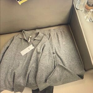 ALO Yoga Gray V-Neck Sweater